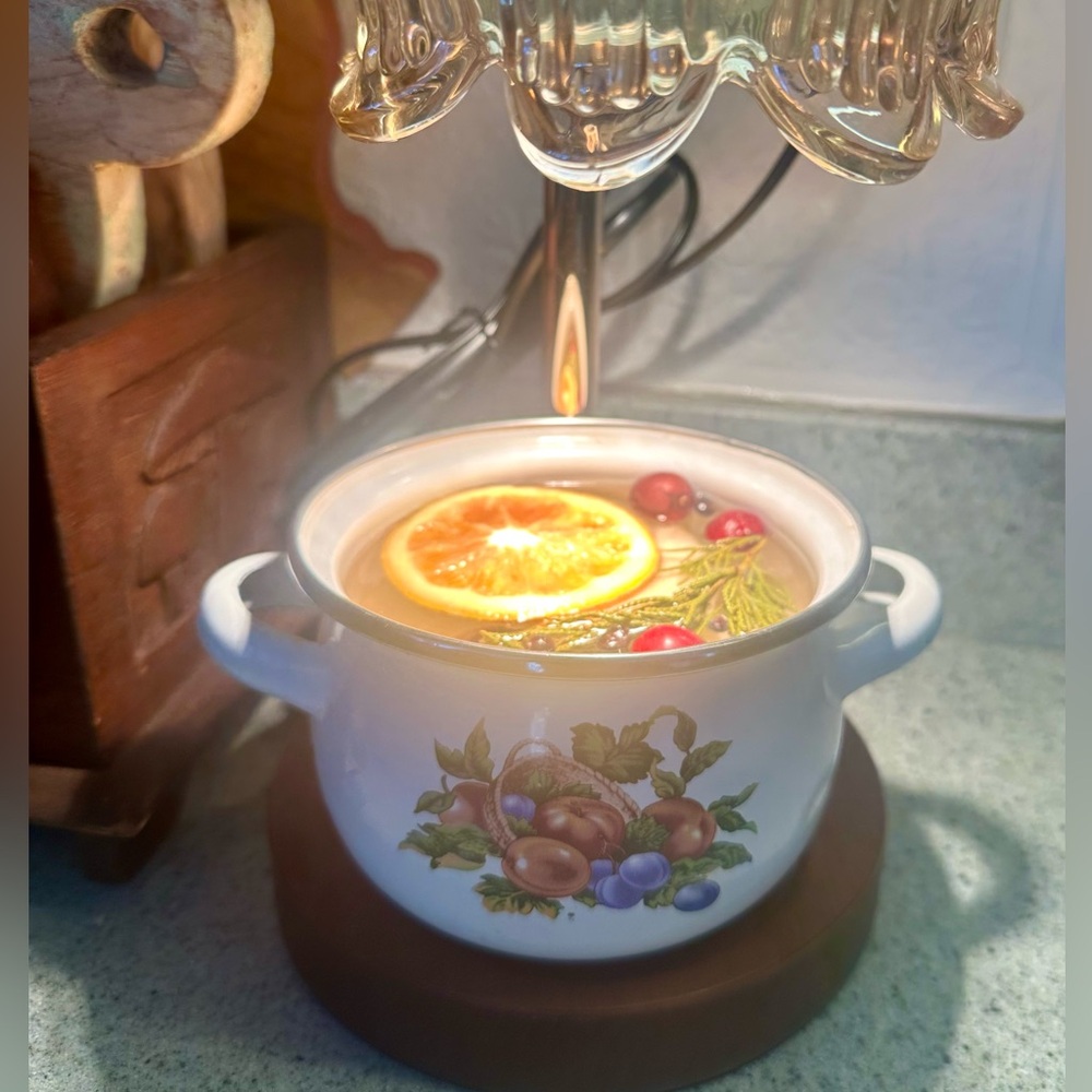 Vintage Lincoware Orchard Royale Small Enameled Pot